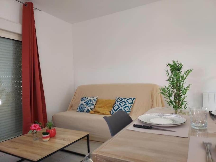 Maison Cosy 3 Chambres A La Campagne L'Abergement-Sainte-Colombe Kültér fotó